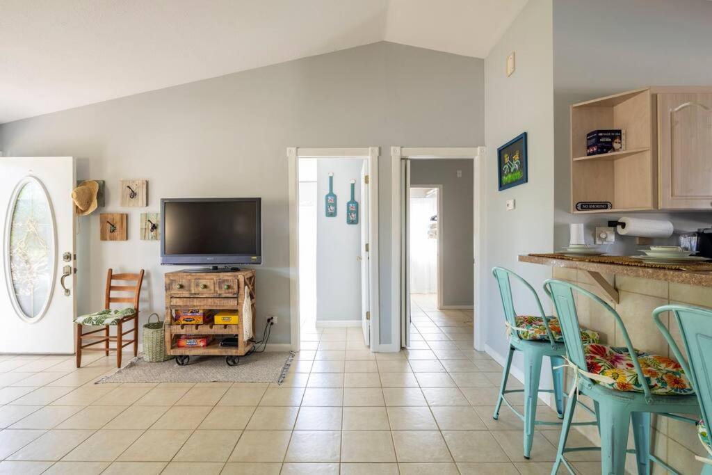 Tropical Island Escape Near Disney, Beach, Cruise Merritt Island Экстерьер фото